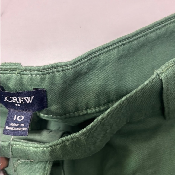 J Crew Green Shorts - Picture 3 of 4